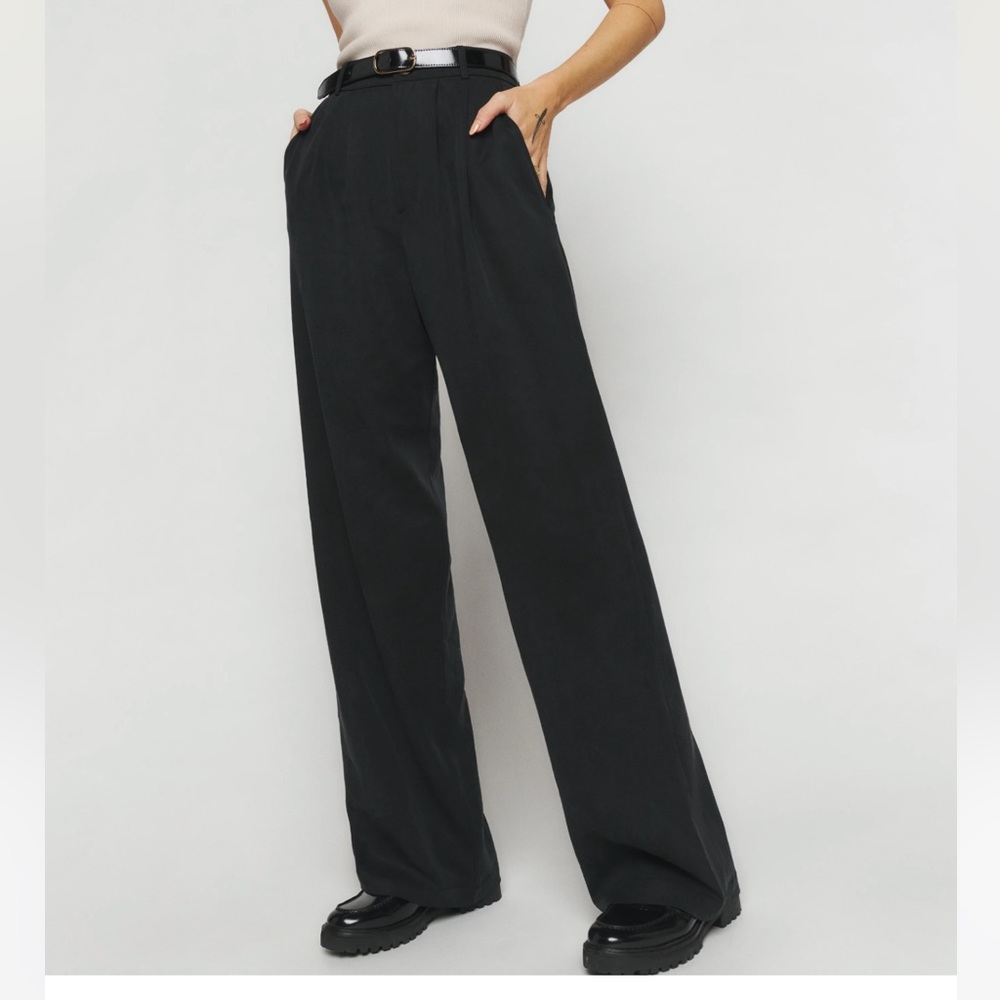 Reformation black mason pant! Size 2